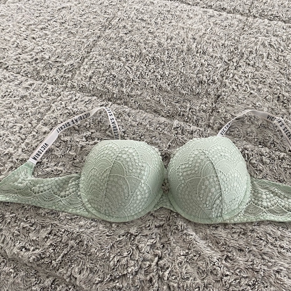 Victoria Secret Lace Bra
